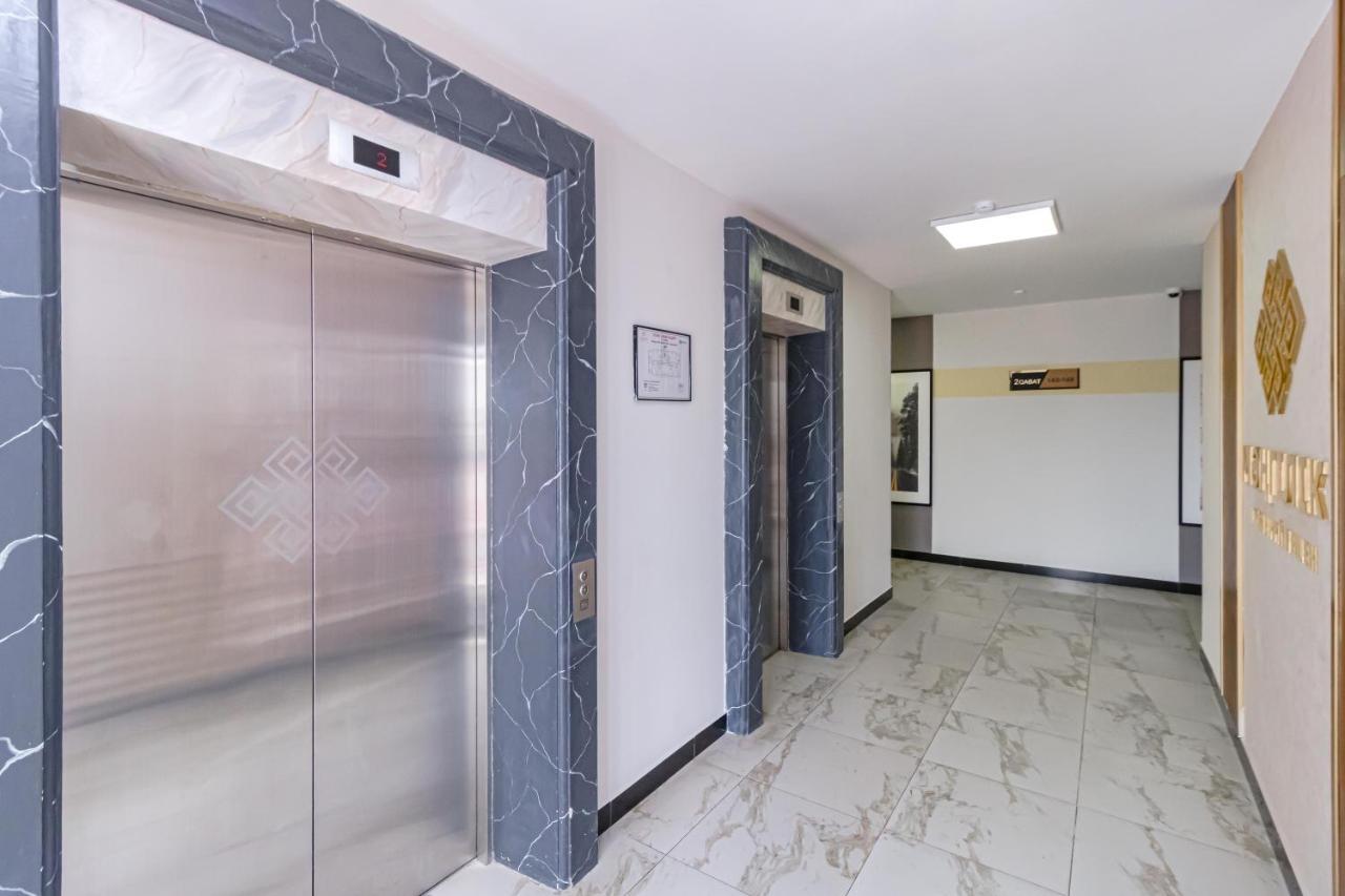 Mangilik Apart Apartment Астана Екстериор снимка
